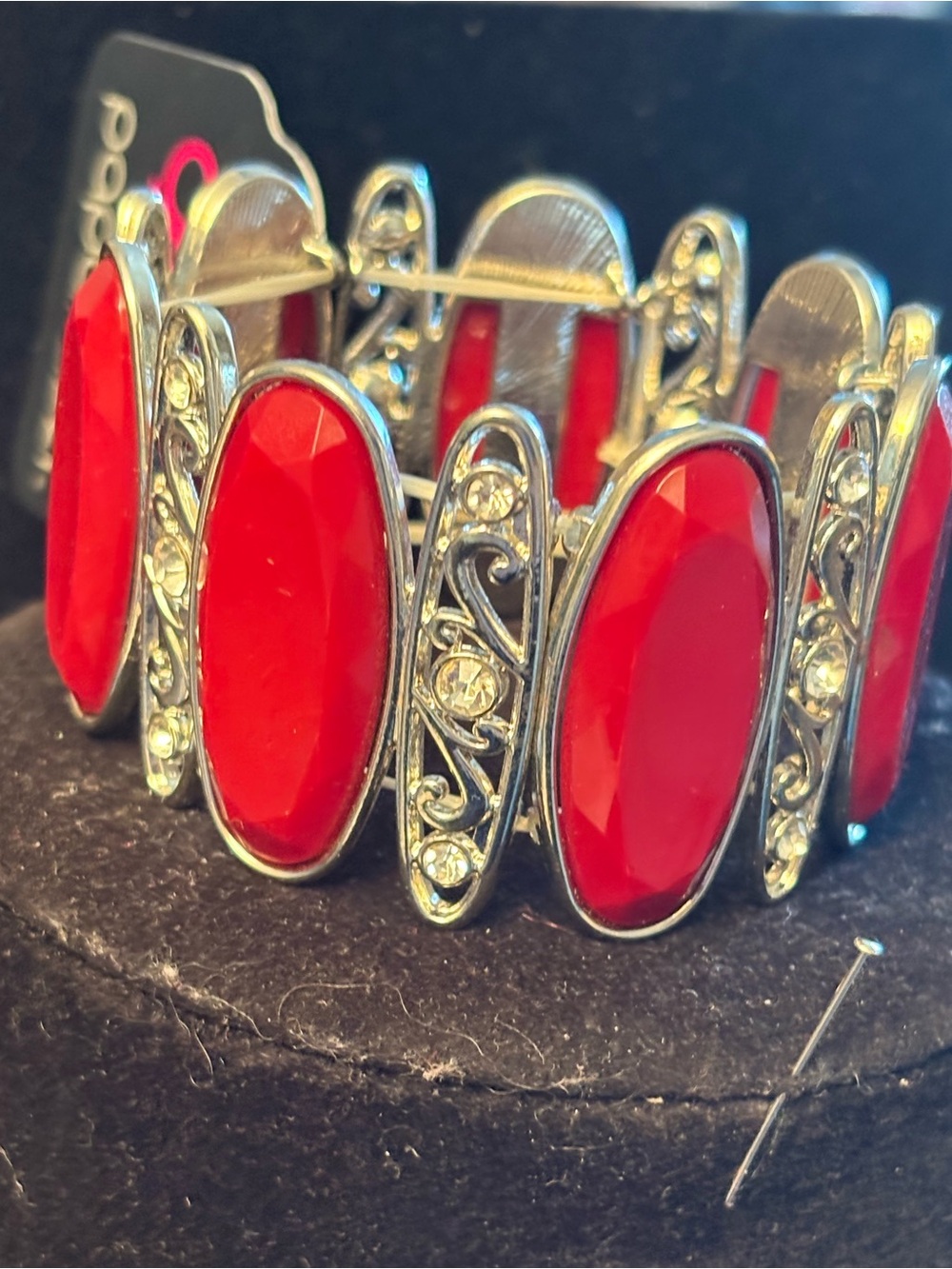 paparazzi Red Oval Stretch Bracelet with Silver Filigree